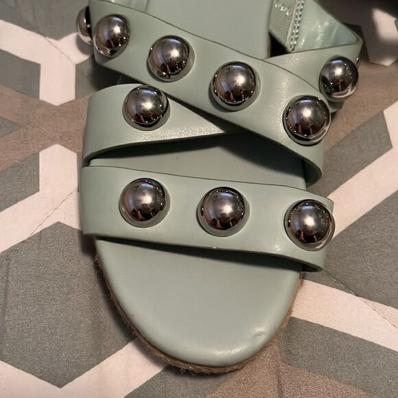 MARC FISHER WOMEN’S SIZE 6 1/2 SANDALS - Picture 3 of 7